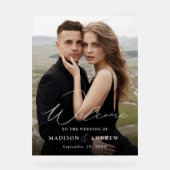 Modern Elegant Script Foto Bruiloft Welkom Acryl Bord (Voorkant)