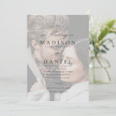 Modern Elegant Script Foto Overlay Bruiloft Kaart (Staand voorkant)