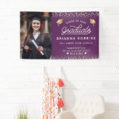 Modern Elegant Script Gold Afstuderen Foto Paars Spandoek (Insitu)