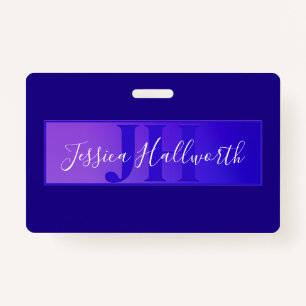 Modern Elegant Script Naam & Monogram Ombre Paarse Badge