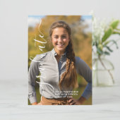 Modern Elegant Script Photo Graduation Aankondiging (Staand voorkant)