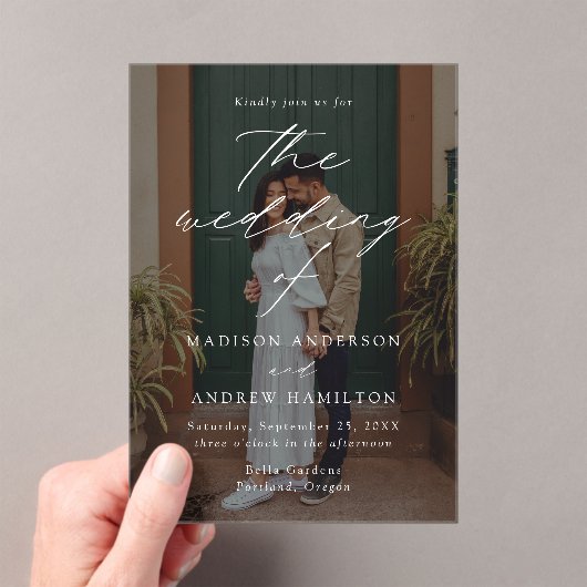 Modern Elegant Script Photo Wedding Acryl Uitnodigingen (Insitu (Draagbaar))