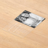 Modern Elegant Script Photo Wedding Acryl Uitnodigingen (Laagn)