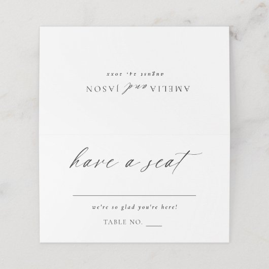 Modern Elegant Script Place Card Tafelnummer Plaatskaartje (Buitenkant ongevouwen)