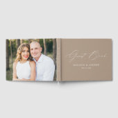Modern Elegant Script Taupe Photo Wedding Gastenboek (Volledig)