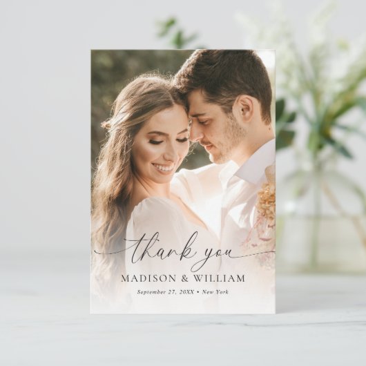 Modern Elegant Script Typography Photo Wedding Bedankkaart (Staand voorkant)