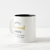 Modern Elegant Script Zwart Goud Happy Retirement Tweekleurige Koffiemok (Voorkant links)