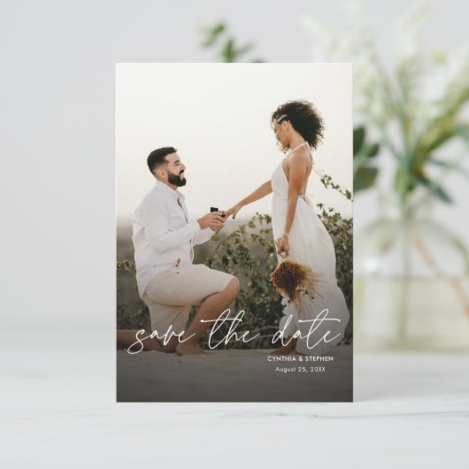 Modern Elegant Simple Vertical Photo Wedding Save The Date (Staand voorkant)