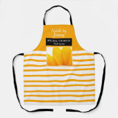 Modern Elegant Sinaasappel Wit Bloemen Nagelsalon Schort (Voorkant)