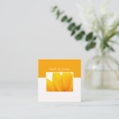 Modern Elegant Sinaasappel Wit Bloemen Nail Artist Vierkante Visitekaartje (Staand voorkant)