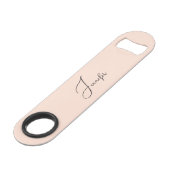 Modern Elegant Stijlvol Trendy Monogram Roos Goud Speed Flessenopener (Voorkant Gekanteld)