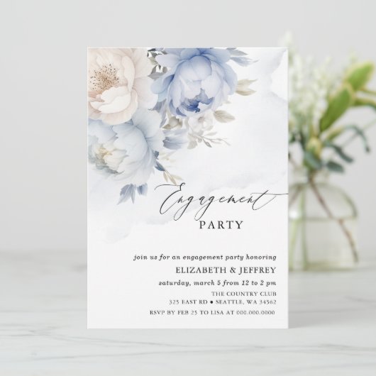 Modern Elegant Stoffig Blauw Bloemen Verlovingsfee Kaart (Staand voorkant)