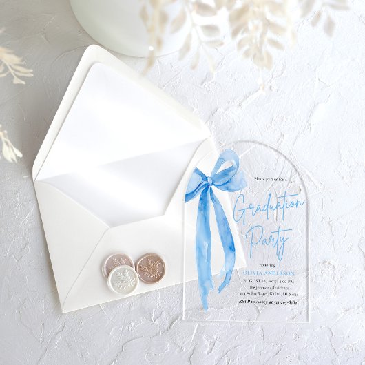 Modern Elegant Trendy Blue Bow Afstuderen Bogen Acryl Uitnodigingen
