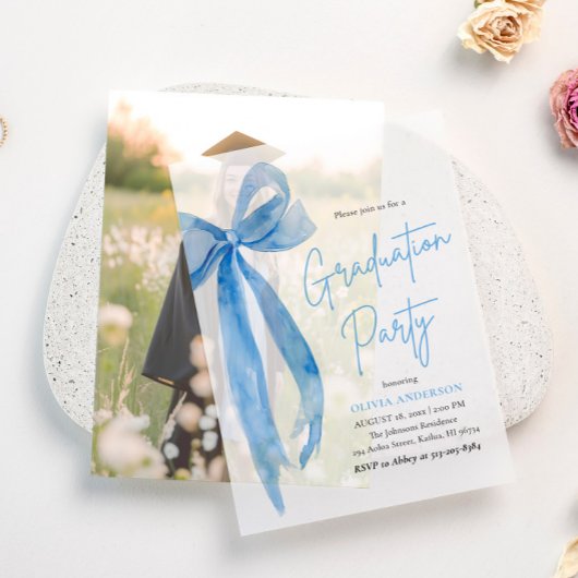 Modern Elegant Trendy Stijlvol Blue Bow Afstuderen Vellum Uitnodigingen