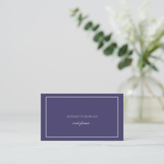 Modern elegant Violet Simple Minimalist Lijst Visitekaartje (Staand voorkant)