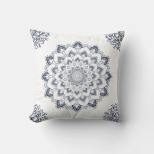 Modern Elegant White Blue Boho Mandala Kussen