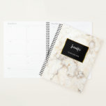Modern elegant wit goudmarmer persoonlijk patroon planner<br><div class="desc">Moderne elegante witte en gouden marmer met een beschermlaag voor de persoonlijke planner. Voeg je eigen naam en tekst aan de voorkant toe.</div>