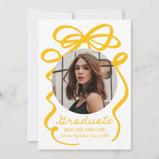 Modern Elegant Yellow Bow 2 Foto Afstuderen Aankondiging (Voorkant)