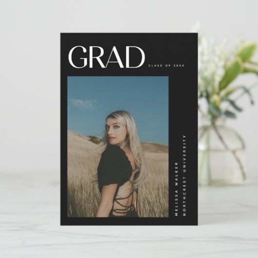 Modern Elegant Zwart 2-foto Graduation Party Kaart (Staand voorkant)