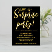 Modern Elegant Zwart & Goud Verrassing Verjaardag Folie Uitnodiging (Staand Voorkant)