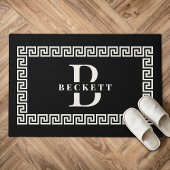Modern Elegant Zwart Grieks Sleutel Lijst Monogram Deurmat