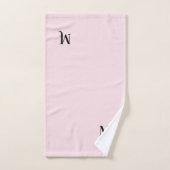 Modern Elegant Zwart Monogram Initiaal Pastelroze Bad Handdoek (Handdoek)