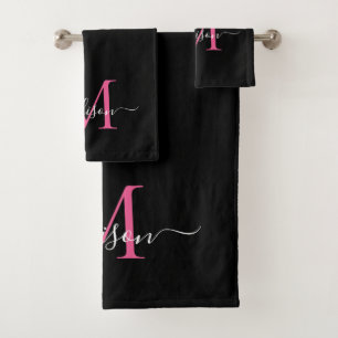 Modern Elegant Zwart Roze Monogram Script Naam Bad Handdoek