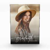 Modern Elegant Zwart-Wit Afstuderen Foto (Voorkant)