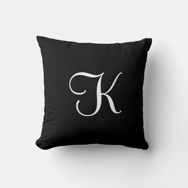 Modern Elegant Zwart Wit Kalligrafie Monogram Kussen (Voorkant)