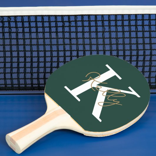 Modern Emerald Green Monogram Script Tafeltennisbatje (Insitu)