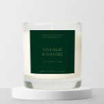 Modern Emerald Groen & Goud Paar Bruiloft Gift<br><div class="desc">Deze moderne smaragdgroene en gouden typografie paar huwelijkscadeau kaars is chic. Het is een perfect cadeau voor pasgetrouwden.</div>