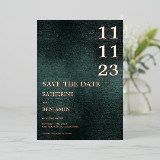 Modern Emerald Groen Zwart Bruiloft Save The Date Folie Uitnodiging (Staand Voorkant)