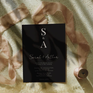 Modern en Elegant Script en Monogram Bruiloft Kaart