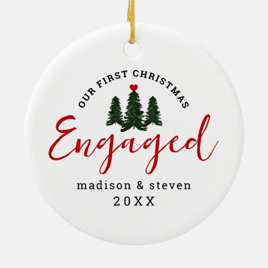 Modern Engaged Onze Eerste Kerstmis Gepersonalisee Keramisch Ornament (Achterkant)