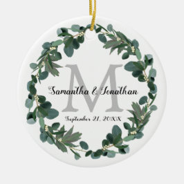 Modern Eucalyptus Wreath Monogram Weddenschap Keramisch Ornament