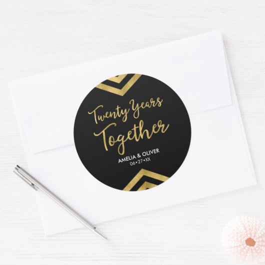 Modern Faux Gold Chevron 20e Jubileum Party Ronde Sticker (Envelop)