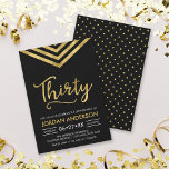 Modern Faux Gold Chevron 30th Birthday Party Kaart<br><div class="desc">Moderne uitnodiging van 30e verjaardag met een elegante geometrische chevron en het woord "Dertig" in faux goud tegen een zwarte achtergrond. De kaart omvat een passende achterkant van het patroon. Bekijk hier de overeenkomende items http://www.zazzle.com/collections/modern_faux_gold_chevron_celebration_collection-119531050277382712?rf=238364477188679314 en pas deze aan door de plaatsaanduidingstekst te vervangen om uw informatie toe te voegen....</div>