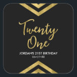 Modern Faux Gold Chevron Geometric 21st Birthday Vierkante Sticker<br><div class="desc">Deze moderne vierkante sticker is voorzien van een elegant geometrisch chevron-ontwerp en het woord "21" in faux goud tegen een zwarte achtergrond; perfect voor een 21e verjaardag-feest. Bekijk de overeenkomende uitnodigingen en items hier http://www.zazzle.com/collections/modern_faux_gold_chevron_celebration_collection-119531050277382712?rf=238364477188679314 en pas deze aan met uw details door de plaatsaanduidingstekst te vervangen. Klik voor meer opties...</div>