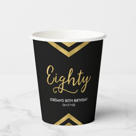 Modern Faux Gold Chevron Geometric 80th Birthday Papieren Bekers (Achterkant)