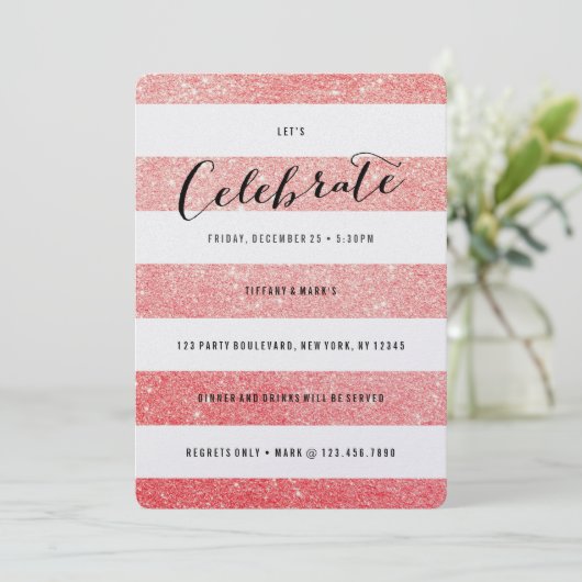 Modern Faux Red Glitter Party Invitation Kaart (Staand voorkant)