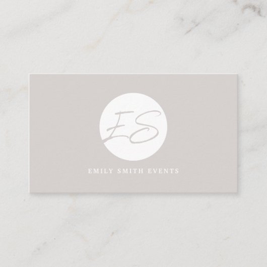 Modern Feminine Beige Monogram QR-code Visitekaartje (Voorkant)