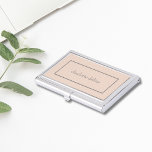 Modern Feminine Chic Texture Bleek Roze Beauty Visitekaarthouder<br><div class="desc">Moderne elegante houder van het visitekaartje met textuur bleke roze achtergrond en licht grijs lijst. Elegant en chic design,  ideaal voor beroepen die verband houden met schoonheid/mode of consultants.</div>