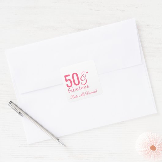 Modern Fifty and Fabulous Bold 50th Birthday Party Vierkante Sticker (Envelop)