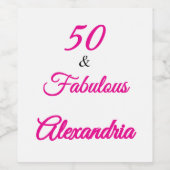 Modern Fifty & Fabulous Bold Pink Script Birthday  Wijn Etiket (Enkel label)