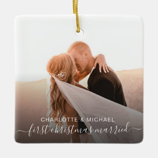 Modern First Christmas Married Photo Keramisch Ornament (Voorkant)