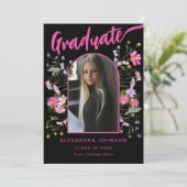 Modern Floral Afstuderen Foto Zwart Roze Script Aankondiging (Staand voorkant)