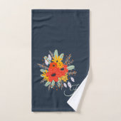 Modern Floral Burnt Sinaasappel Bouquet Monogram B Bad Handdoek (Handdoek)