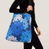 Modern Floral Kimono Print, Blue, Aqua & Navy Crossbody Tas (Dichtbij)