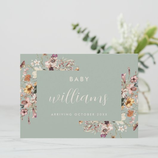 Modern Floral Pregnancy Aankondiging Kaart (Staand voorkant)