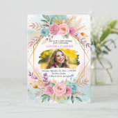 Modern Floral Script Stijlvolle foto Chic Verjaard Kaart (Staand voorkant)